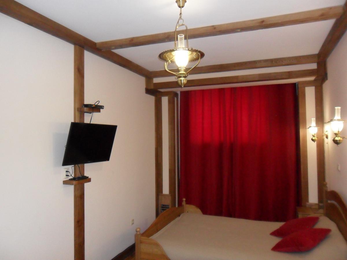סרנסק Sarin Hotel חדר תמונה